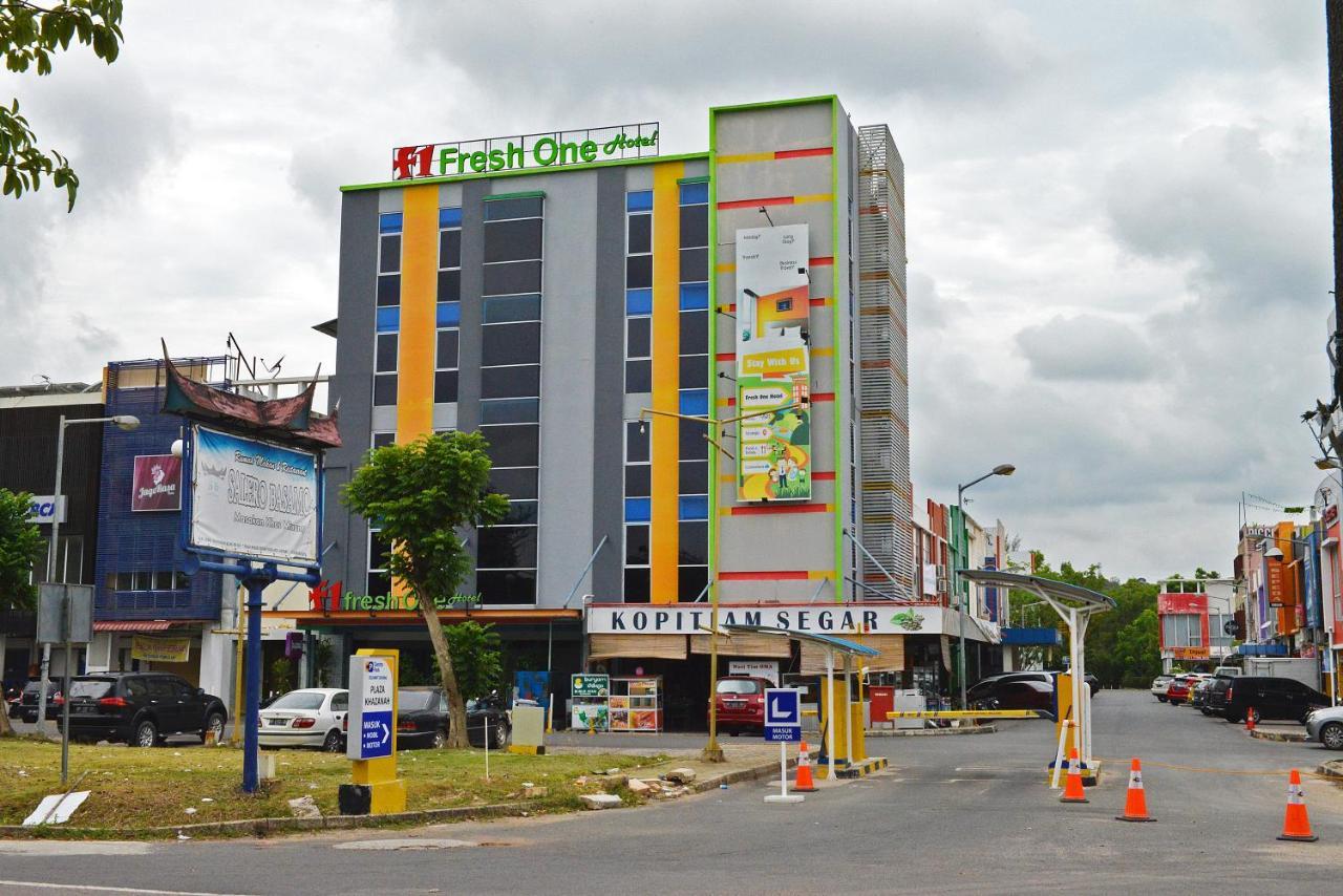 Fresh One Hotel Batam Luaran gambar